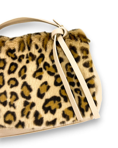 【ASHELEN】レオパード柄フラップカバー・M(156551501)